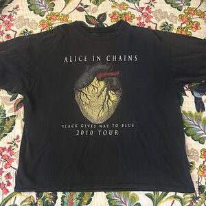 Alice in Chains Black Gives Way to Blue 2010 Tour T Shirt Mens Large